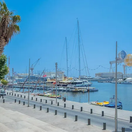A 20 M - Grande Terrasse - Parking Prive * La Ciotat