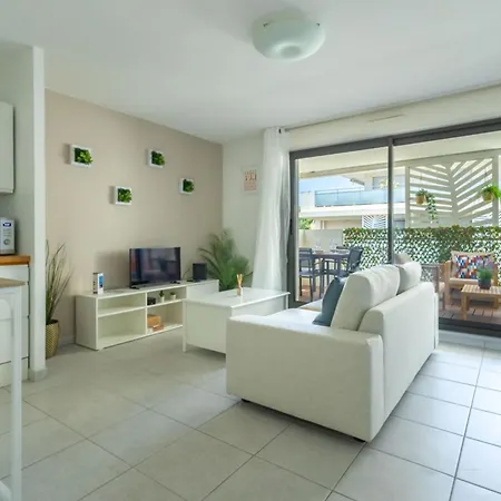 A 20 M - Grande Terrasse - Parking Prive Dom wakacyjny *